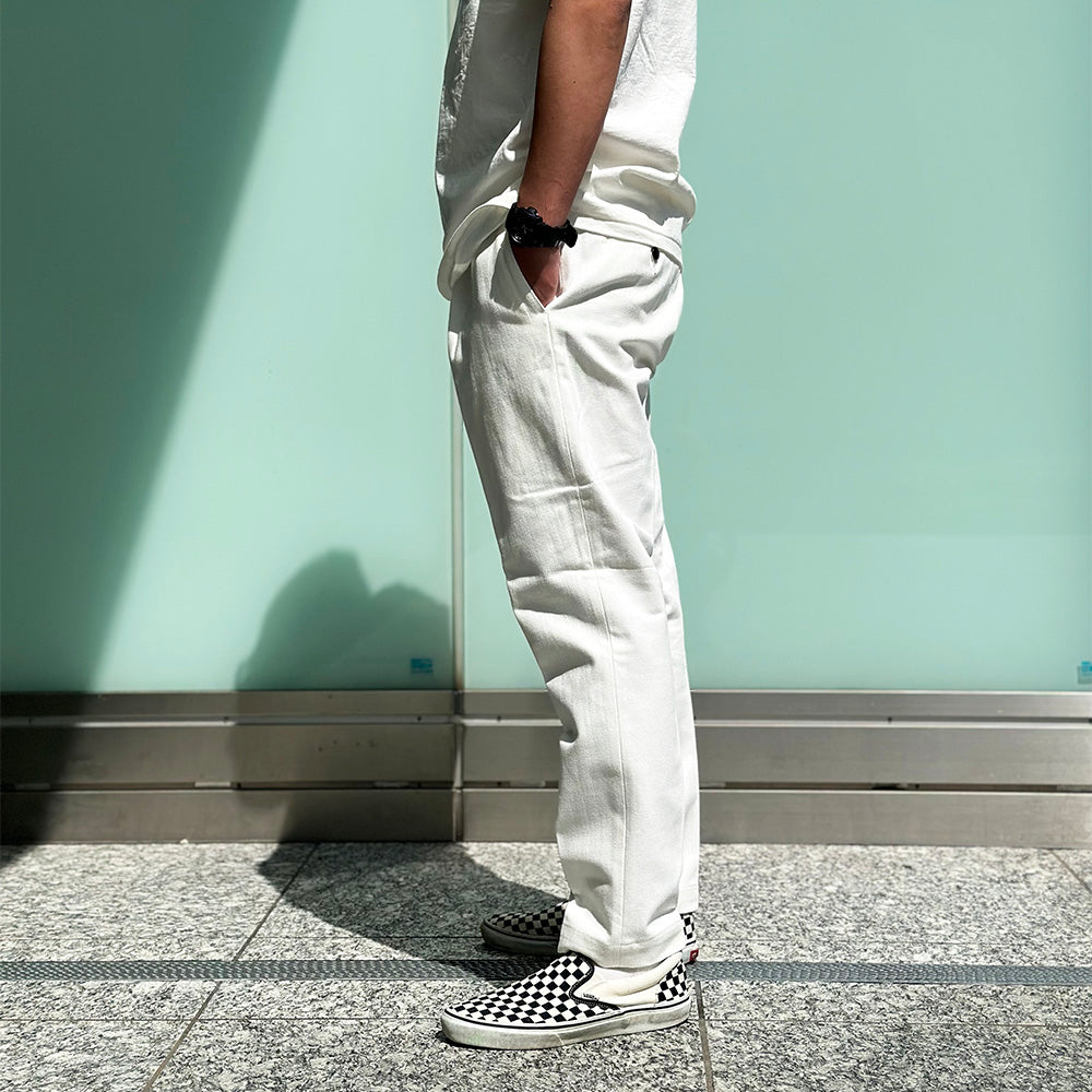 【t.】dosa travel pants white トラベルパンツ　白 dosa ドーサ トラベルパンツ 生成 travel pants 白 2 - メルカリ